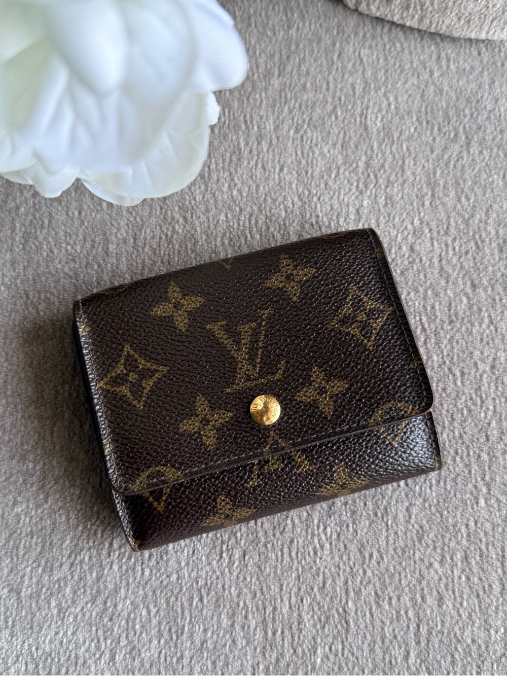 Louis Vuitton Monogram Compact Elise Wallet Super Vintage from 1987!